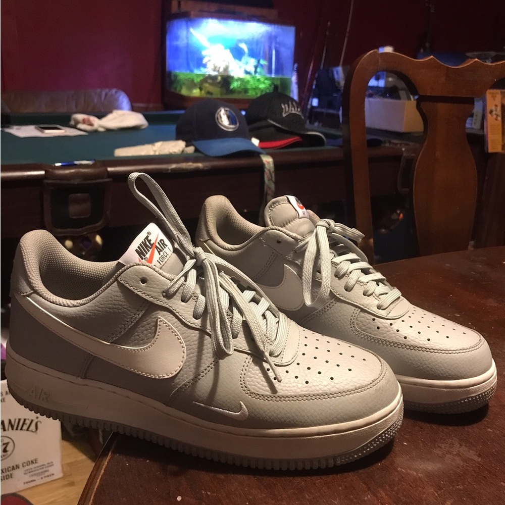 Nike Air Force 1 Low Light Gray Sneakers